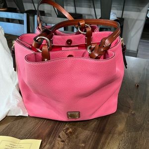 PEBBLE GRAIN LARGE ZIP BARLOW AND SMALL COIN CASE IN BUBBLE GUM PINK